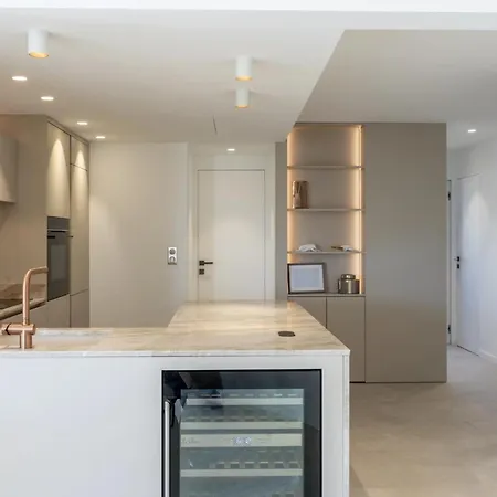 Ref 2012 - Croisette - To Rent Sea View * קאן