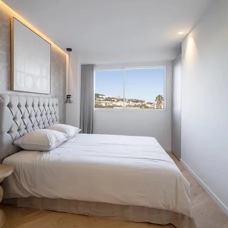Ref 2012 - Croisette - To Rent Sea View شقة