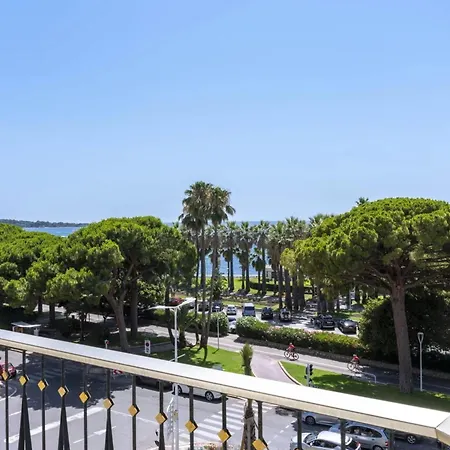Apartment Ref 2012 - Croisette - To Rent Sea View